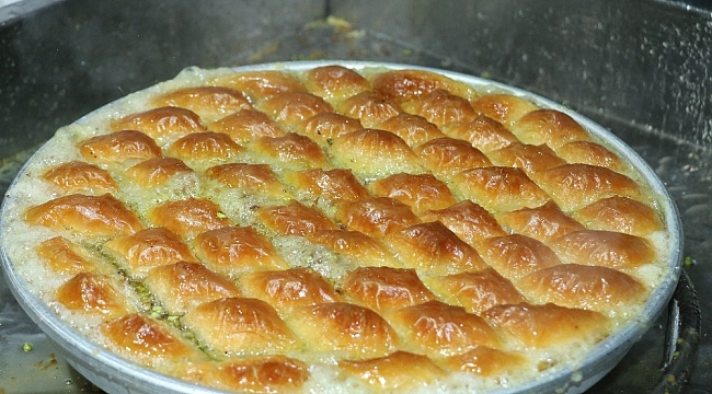 Normalleşmeyle beraber baklavaya talep arttı