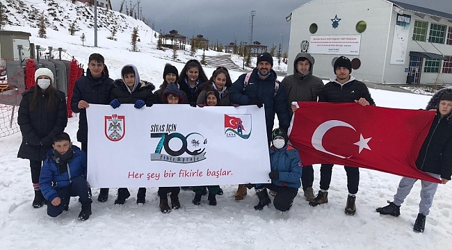 Öğrenciler Yıldızdağı Kayak Merkezinde gönüllerince eğlendi