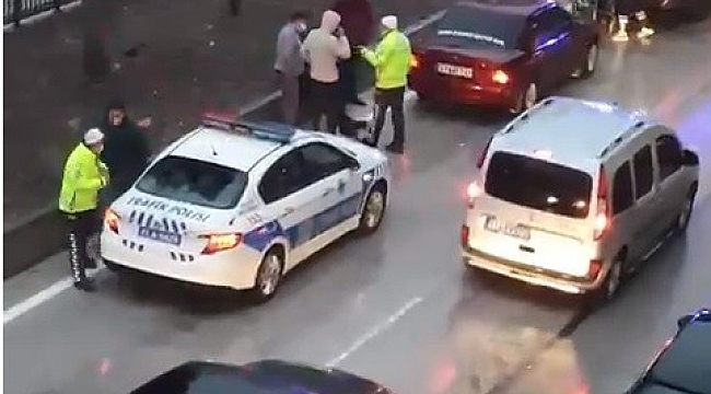 Otomobil ile motosiklet çarpıştı, 1 kişi yaralandı