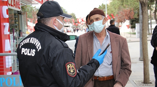 Pandemi ile mücadelede yeni tedbir sokakta "HES" kodu uygulaması başladı