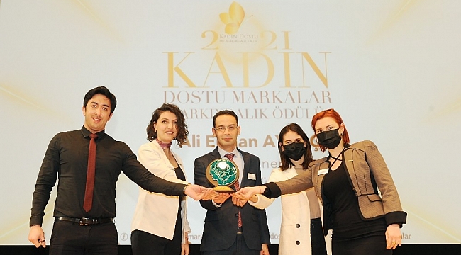 Pembe Fatura "Kadın dostu" ödülü getirdi