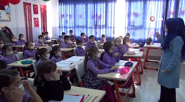 Prof. Dr. Müftüoğlu: “Okullar süratle açılmalı!”