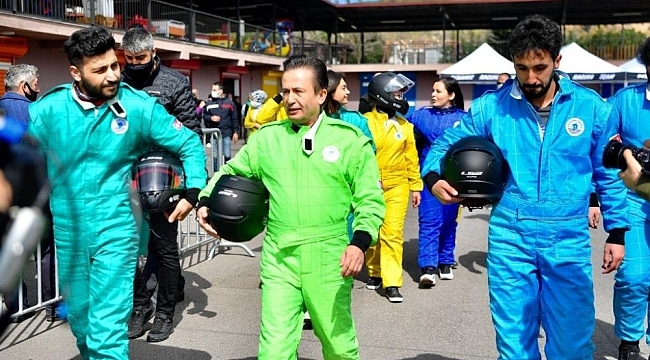 Sağlıkçılar, Başkan Yazıcı ile karting yarışı yaptı