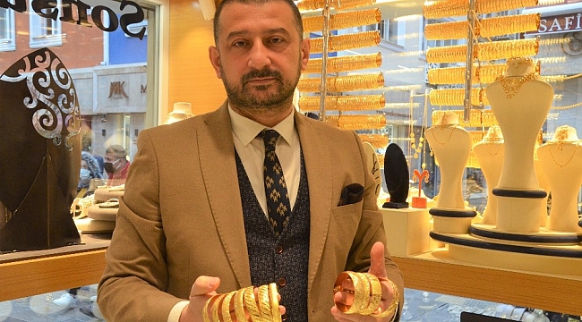 Sahte altın takılar, kimi zaman gerçeğinden ayırt edilemiyor