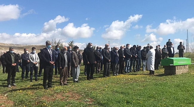 Samsatlılar Yasemin hemşireye ağlıyor