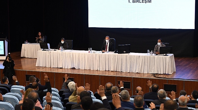 Seçer: "Metro projesi emin adımlarla gidiyor"