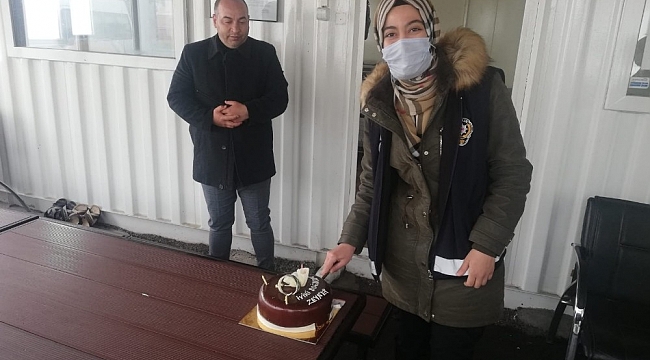Şehidin polis kızına doğum günü sürprizi
