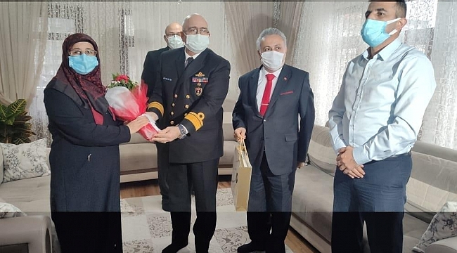 Şehit aileleri yalnız bırakılmadı