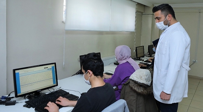 Şehitkamil'de on parmak F klavye kullanım kursu başladı