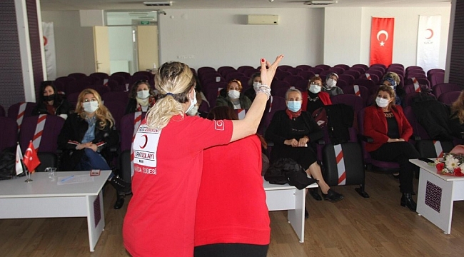 Şehzadeler'in kadınları ilk yardımı öğrendi