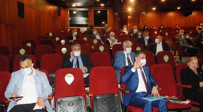 Seyhan'da büfe tartışması