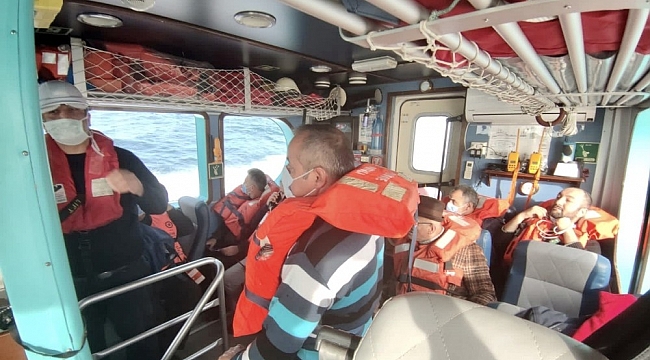 Şile'de kuru yük gemisi demir attı, ekipler harekete geçti