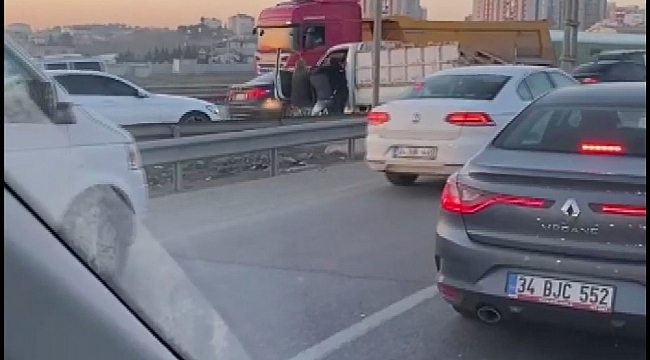 - Şile'de trafik terörü: Aracın kapısını açıp, sürücüyü darbettiler