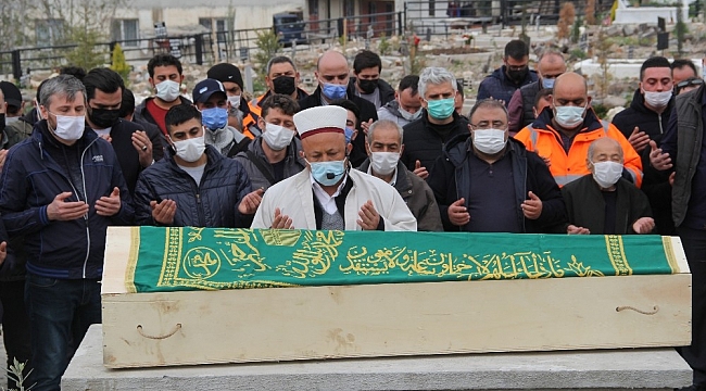 Şofbenden zehirlenen genç çifte gözyaşlı veda