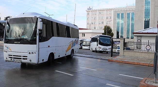Suç örgütü operasyonunda 4 kişi serbest, 27 kişinin gözaltı süreleri uzatıldı