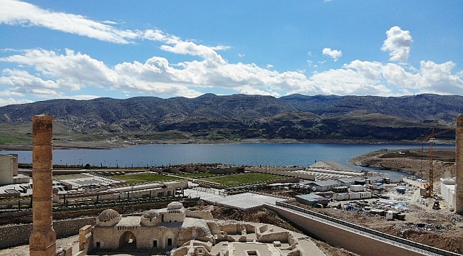 Tarihi Hasankeyf ilçesi, yeni yüzüyle misafirlerini ağırlamaya başladı