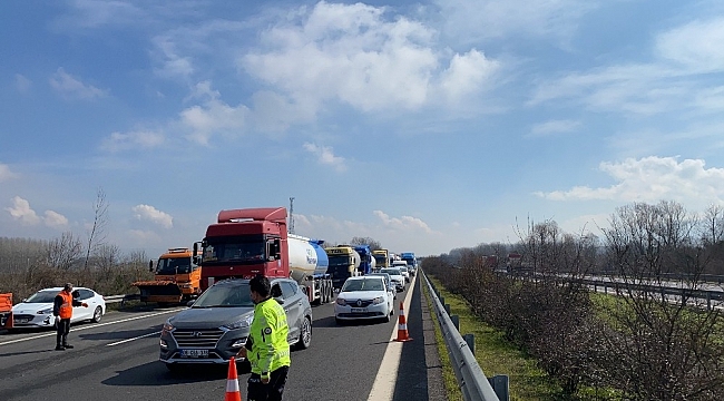 TEM Otoyolu İstanbul istikameti 3 saat sonra açıldı