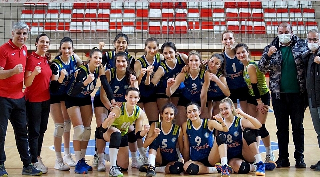 Tepebaşı'nın Sultanları galibiyetle başladı