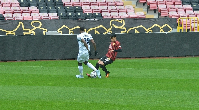 TFF 1. Lig: Eskişehirspor: 1 - Adana Demirspor: 1