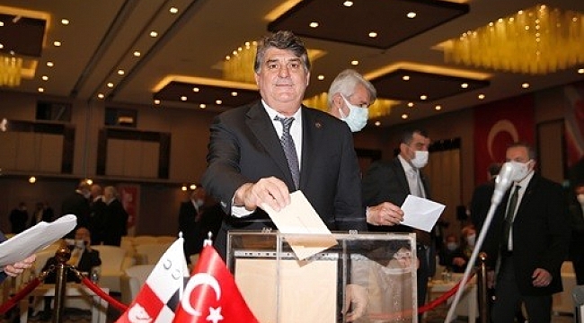 TJK'da Serdal Adalı yeniden başkan