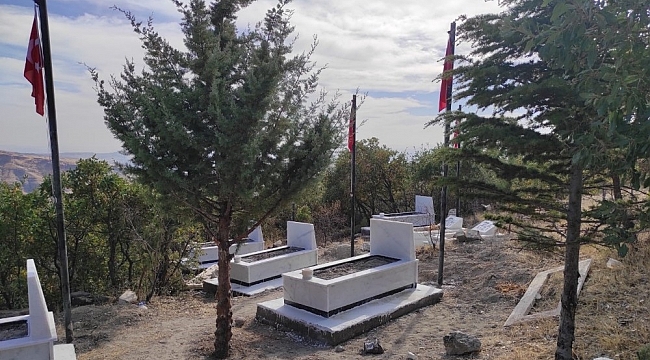 Tunceli Çemişgezek'te şehit kabirleri yenilendi