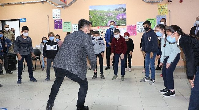 Uludere'de 33. beceri tasarım atölyesi açıldı