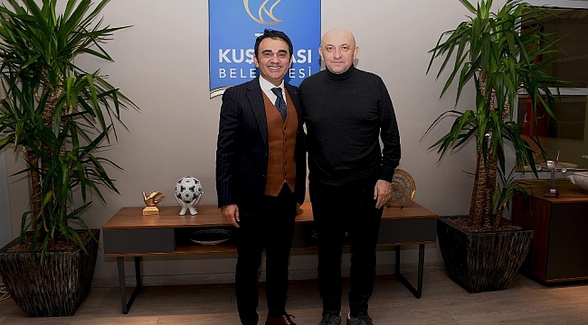 Ünlü spor yorumcusu Sinan Engin, Kuşadası'na geldi