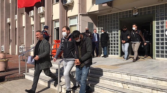 Uyuşturucu operasyonunda yakalanan 2 şüpheli tutuklandı