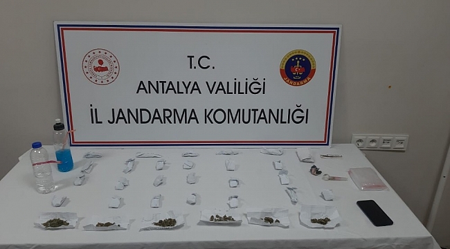 Uyuşturucular yatağın altından çıktı