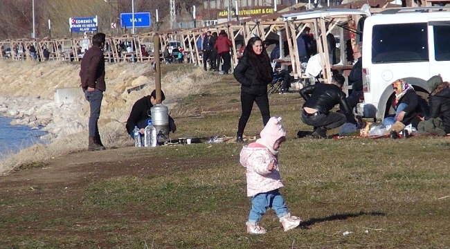 Van Gölü sahillerinde normalleşme yoğunluğu