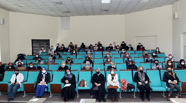 Van'da 'Beslenme Alışkanlıkları' ve 'Aile Mahremiyeti' semineri