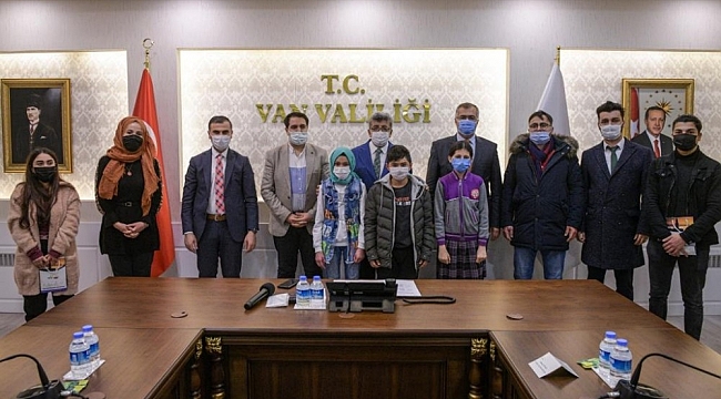 Van'da 'İstiklal'den İstikbal'e Kompozisyon ve Mektup Yarışması' sonuçlandı