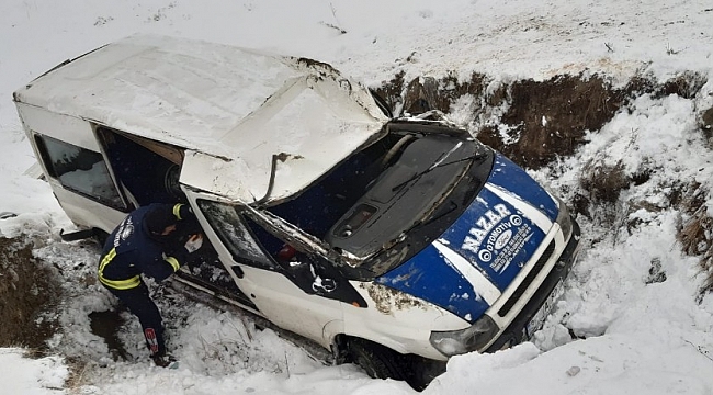 Van'da trafik kazası; 2 yaralı