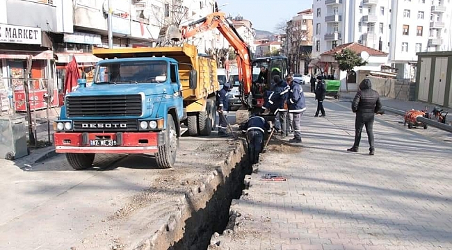 Vedat Ali Özkan Caddesi yenileniyor