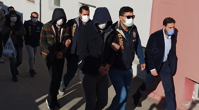 Yasa dışı bahisçiler, kurbanlarını en çok izlenen filme reklam vererek bulmuş