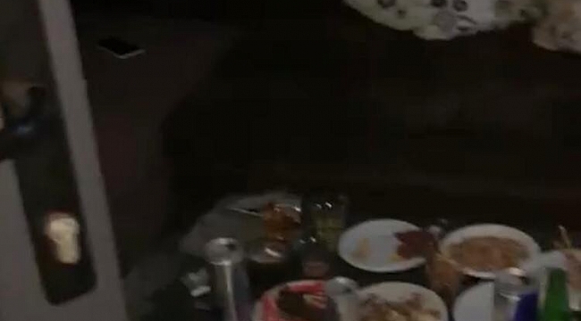 Yasağı ihlal edip iş yerinde alkol alan 5 kişiye polis baskını