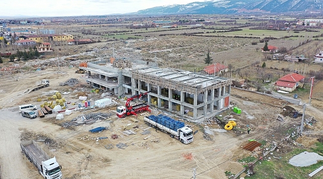 Yeni Akşehir Otogarı hızla yükseliyor