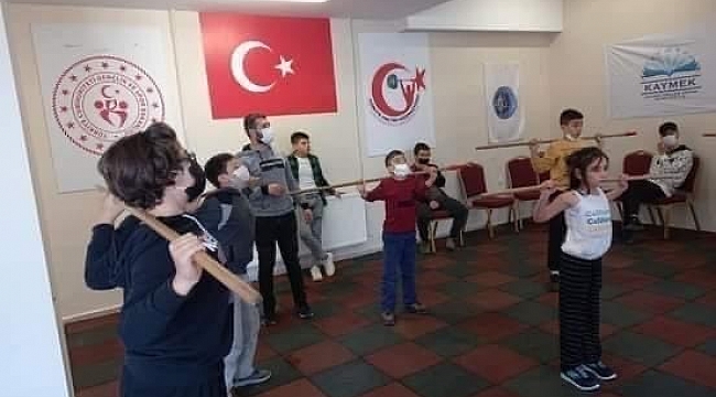 Yeşilhisar'da halter çalışmaları başladı