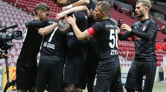 Yiğidolar ligde 13. kez berabere kaldı