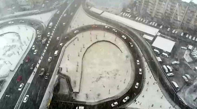 Yoğun kar yağışıyla beraber beyaz örtü drone ile görüntülendi