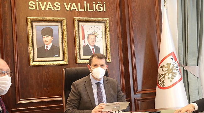 Yüksek riskli iller arasına giren Sivas'ta, validen ev hanımlarına çağrı