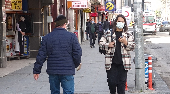 Zonguldak'ta caddeler boş kaldı