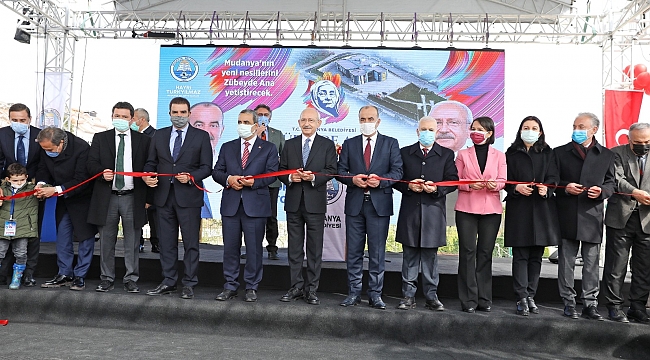 Zübeyde Ana Çocuk Akademisi'ne görkemli açılış