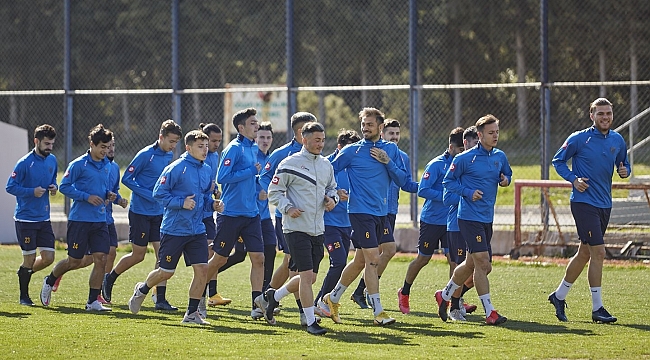 1928 Bucaspor zirve için zorlu mücadelede