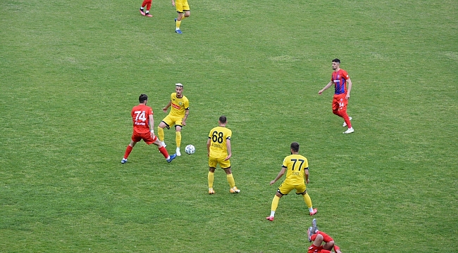 2. Lig: Tarsus İdman Yurdu: 4 - Kardemir Karabükspor: 0
