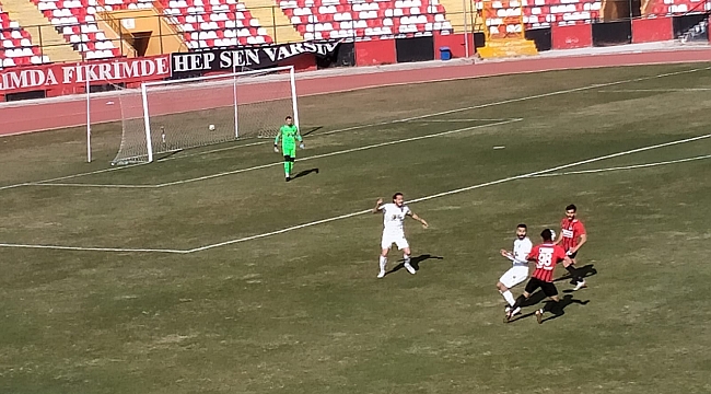 2. Lig: Vanspor FK: 1 - Bayburt Özel İdare Spor: 1