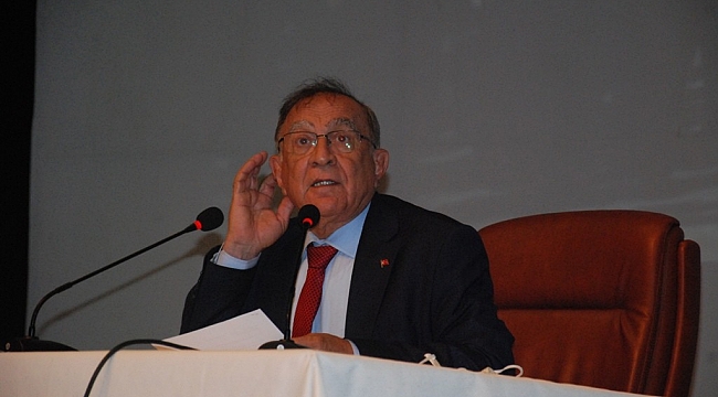 Akay: "Görünmez düşmana karşı popülist söylemlerden kaçınmalıyız"