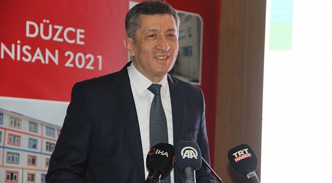 Bakan Selçuk: "Ara eleman yetiştirmeyi önemsiyoruz"