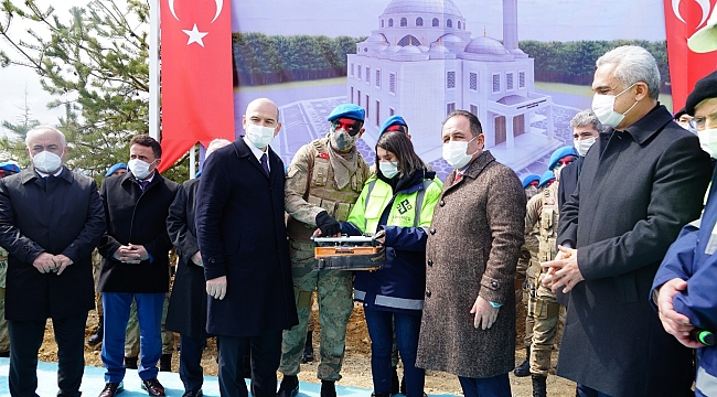 Bakan Soylu, askeriye içerisine yapılacak caminin temelini attı