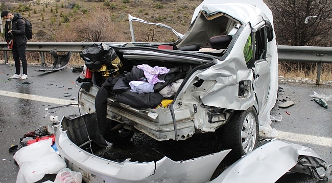 Başkent'te zincirleme trafik kazası: 4 ölü, 5 yaralı